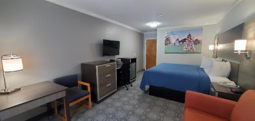 Ambassador Inn and Suites image 24